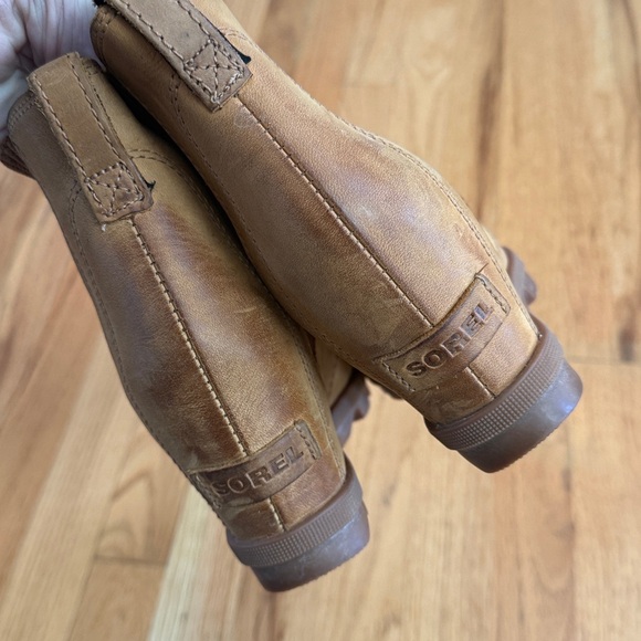 SOREL Joan Rhapsody Chelsea Wedge Boot, Tan, Size 6 - Picture 4 of 6